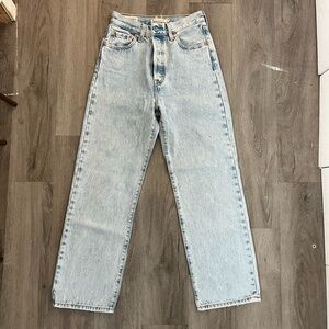 Levi's Light Wash Denim Jeans